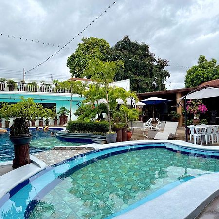Vincent Resort Hotel Angeles Ngoại thất bức ảnh