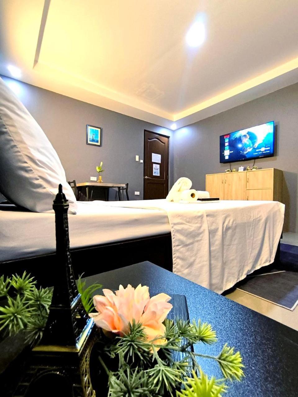 Vincent Resort Hotel Angeles Ngoại thất bức ảnh