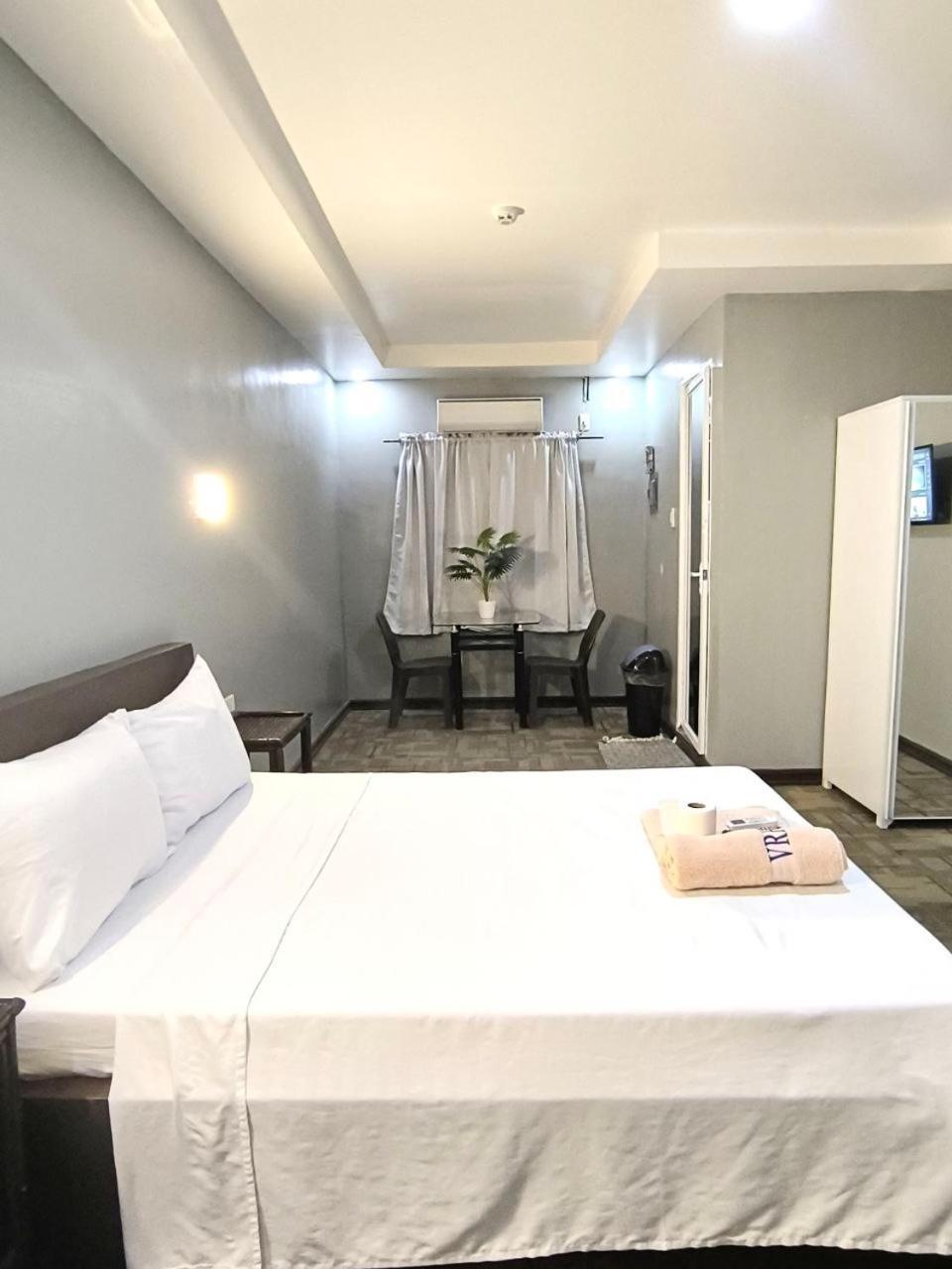 Vincent Resort Hotel Angeles Ngoại thất bức ảnh